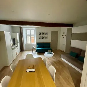 Le Cocon Blanc: T2 Centre Ax Neuf Et équipé 8 Pers Ax-les-Thermes